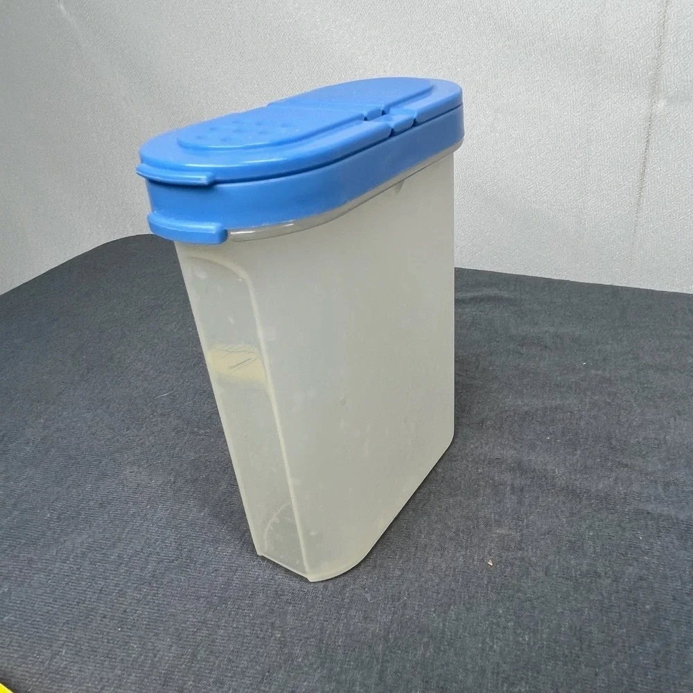 Tupperware Spice Shaker Large Modular Mate Plastic Blue Lid 1846-20 Vintage USA